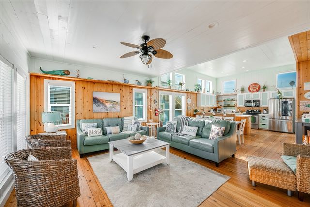 2525 S 11th St 47, Port Aransas, TX 78373