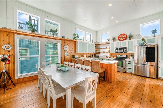 2525 S 11th St 47, Port Aransas, TX 78373