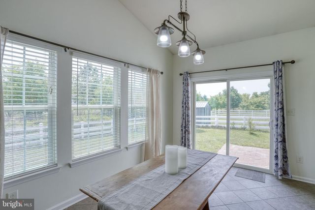 8 ELMER CT, Townsend, DE 19734