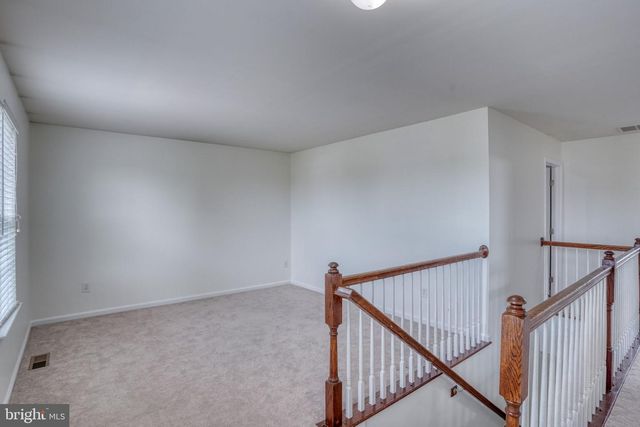 8 ELMER CT, Townsend, DE 19734