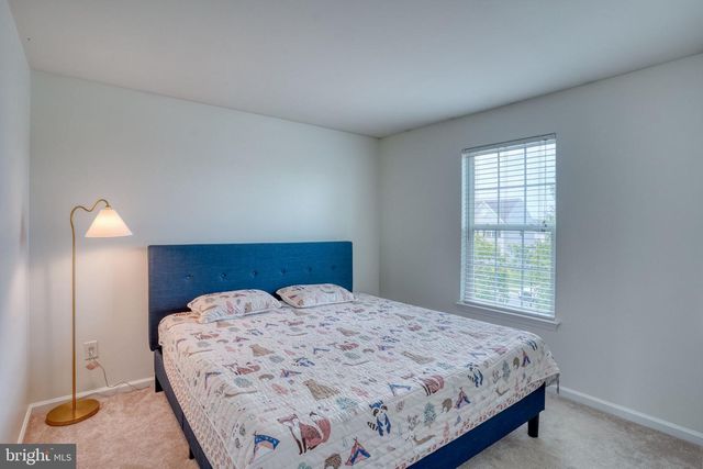 8 ELMER CT, Townsend, DE 19734