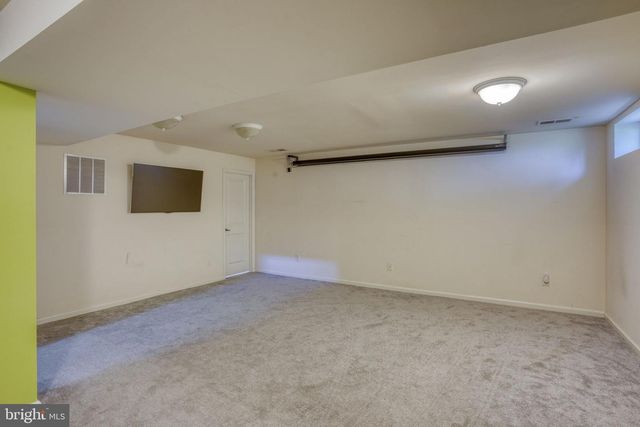 8 ELMER CT, Townsend, DE 19734