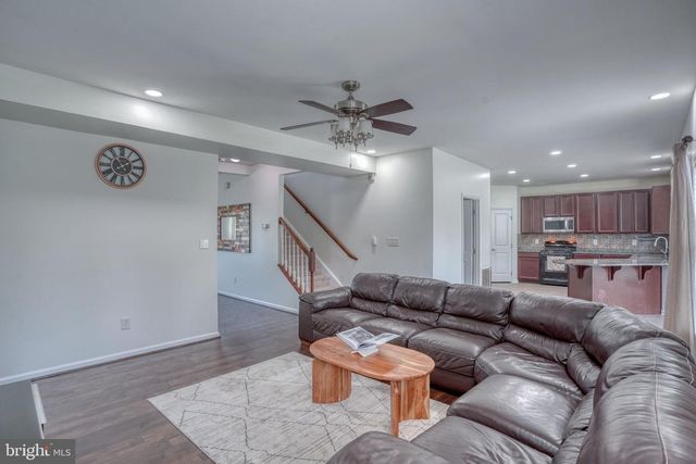 8 ELMER CT, Townsend, DE 19734