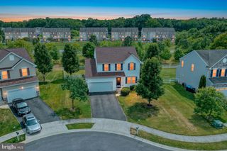 8 ELMER CT, Townsend, DE 19734