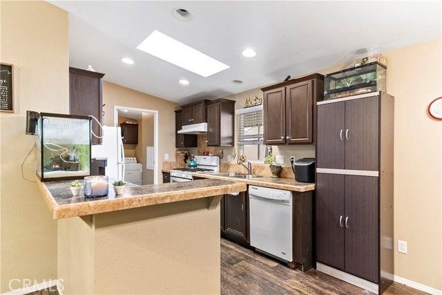 2755 Arrow Highway 106, La Verne, CA 91750