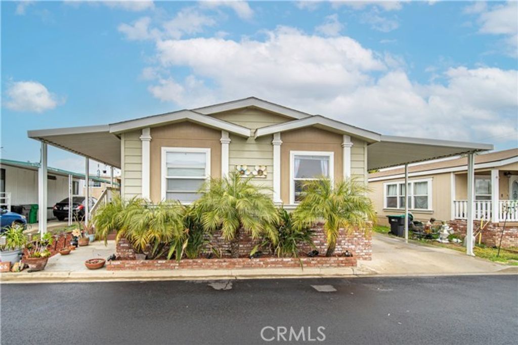 2755 Arrow Highway 106, La Verne, CA 91750