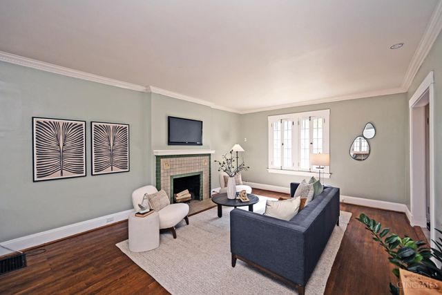 1284 Paddock Hills Avenue, Cincinnati, OH 45229