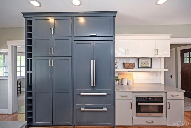 1284 Paddock Hills Avenue, Cincinnati, OH 45229