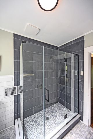 1284 Paddock Hills Avenue, Cincinnati, OH 45229