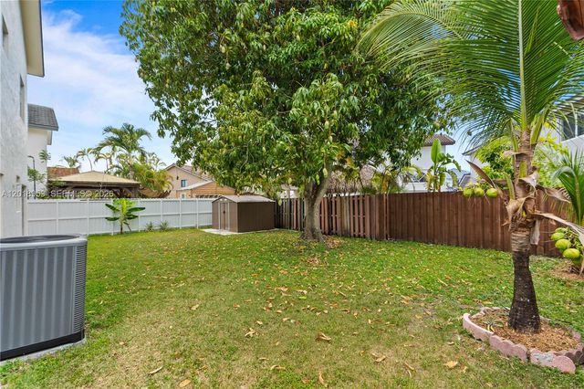 15345 SW 63rd Ter, Miami, FL 33193