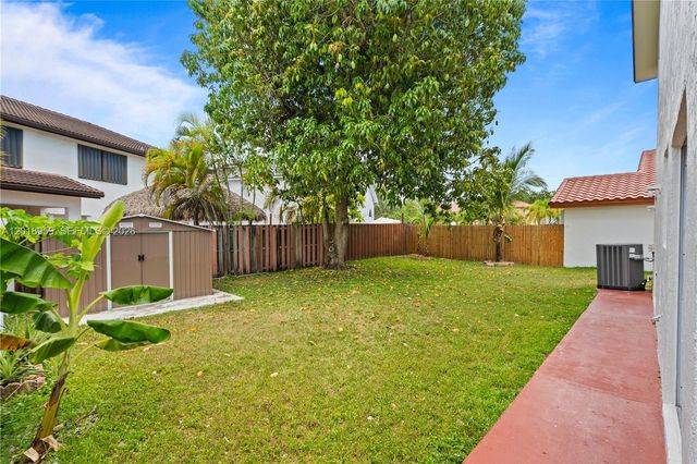 15345 SW 63rd Ter, Miami, FL 33193