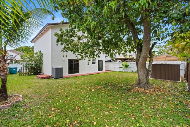 15345 SW 63rd Ter, Miami, FL 33193