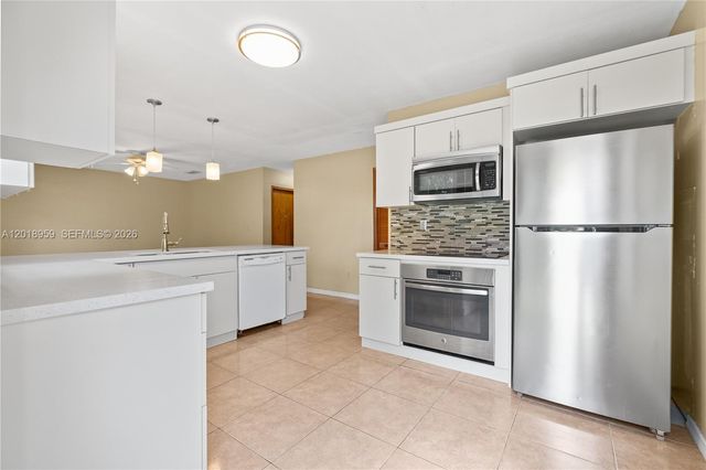 15345 SW 63rd Ter, Miami, FL 33193