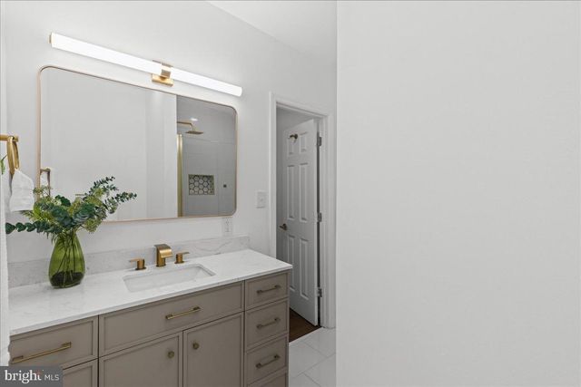 294 MT VERNON, Camden, NJ 08103