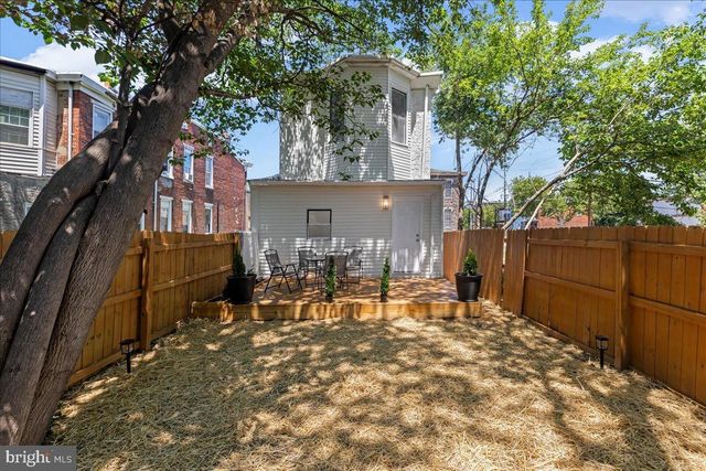 294 MT VERNON, Camden, NJ 08103