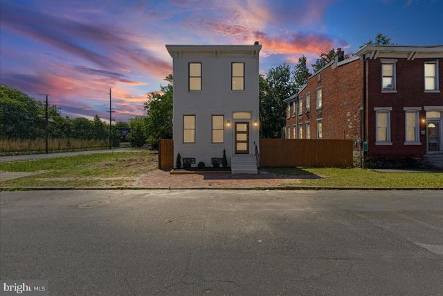 294 MT VERNON, Camden, NJ 08103