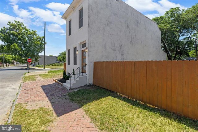 294 MT VERNON, Camden, NJ 08103