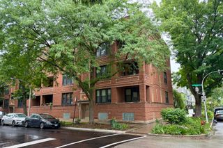 3102 W Cullom Avenue 3W, Chicago, IL 60618