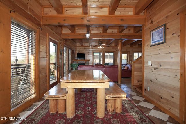 2087 Kerr Rd, Sevierville, TN 37876