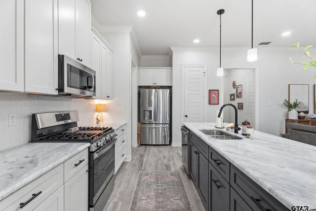 1804 Josh Dr, Whitehouse, TX 75791