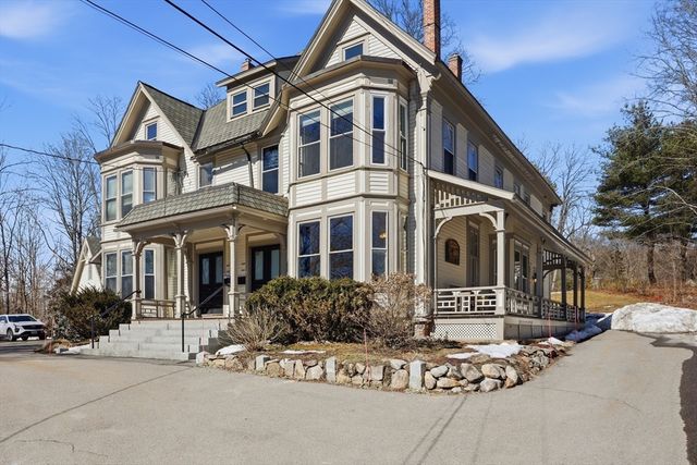 631 Massachusetts Ave 631, Acton, MA 01720