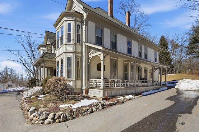 631 Massachusetts Ave 631, Acton, MA 01720