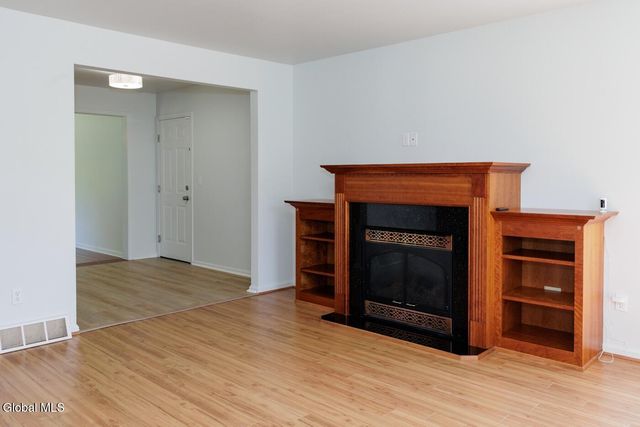 420 Helderview Drive, Altamont, NY 12009
