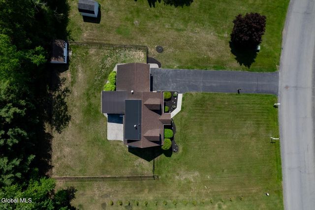 420 Helderview Drive, Altamont, NY 12009