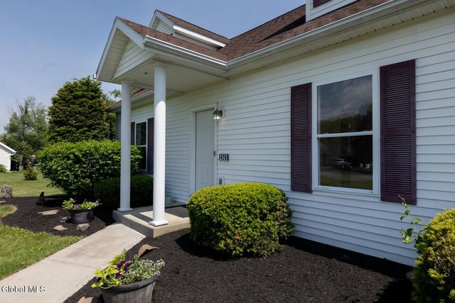 420 Helderview Drive, Altamont, NY 12009