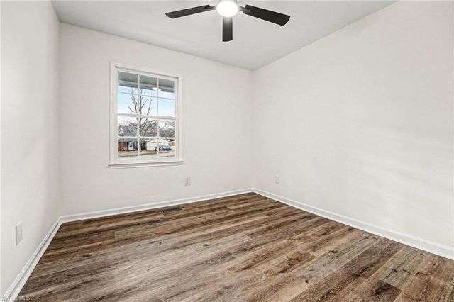 4055 Village Place, Winston-salem, NC 27127