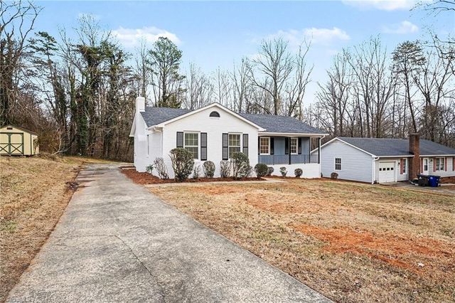 4055 Village Place, Winston-salem, NC 27127