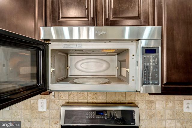 42790 LAUDER TER, Ashburn, VA 20147
