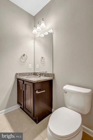 42790 LAUDER TER, Ashburn, VA 20147