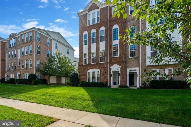 42790 LAUDER TER, Ashburn, VA 20147