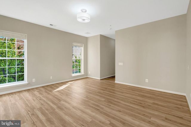 42790 LAUDER TER, Ashburn, VA 20147