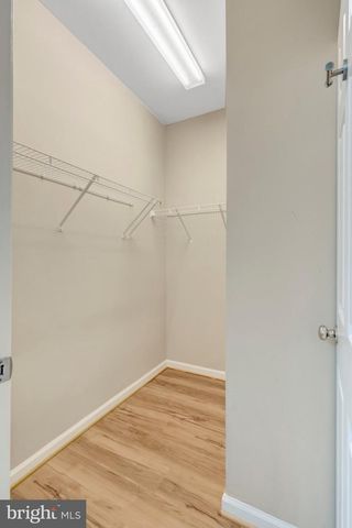 42790 LAUDER TER, Ashburn, VA 20147
