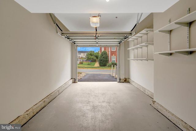 42790 LAUDER TER, Ashburn, VA 20147