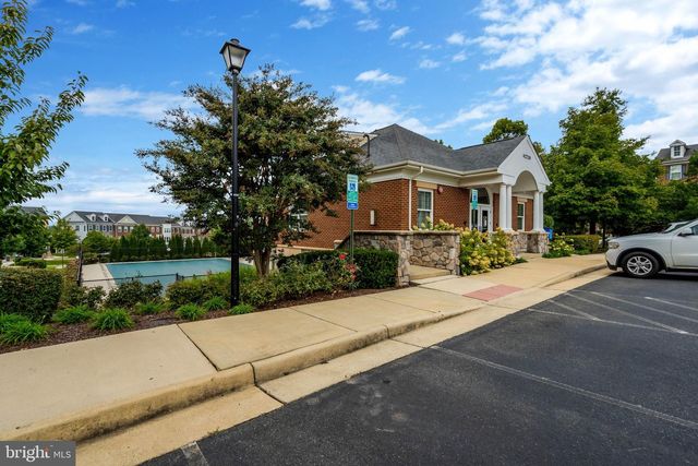 42790 LAUDER TER, Ashburn, VA 20147