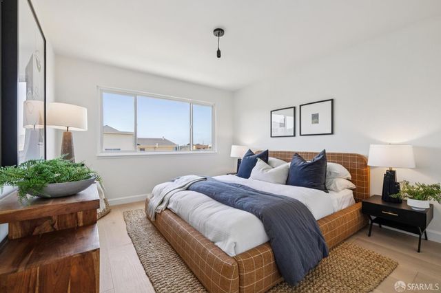 1375 18th Avenue 4, San Francisco, CA 94122