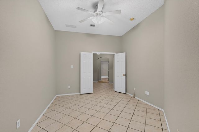1239 Rivercrest Drive, Mesquite, TX 75181