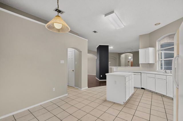 1239 Rivercrest Drive, Mesquite, TX 75181