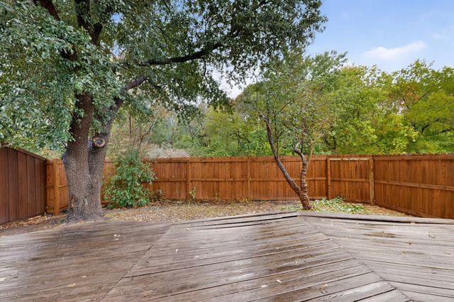 1239 Rivercrest Drive, Mesquite, TX 75181