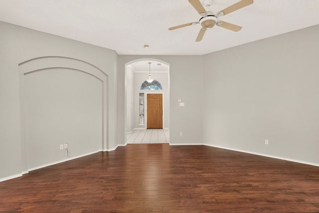 1239 Rivercrest Drive, Mesquite, TX 75181