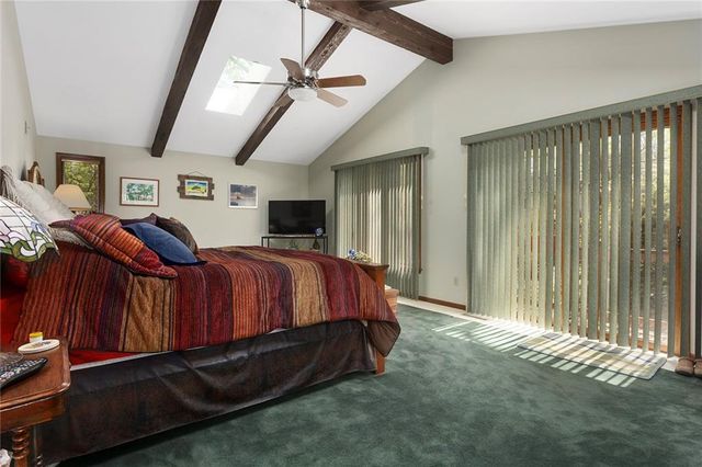 8728 Meadow Lane, Leawood, KS 66206