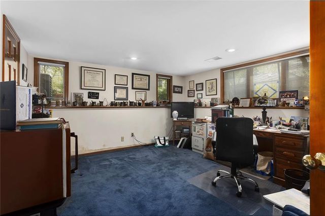 8728 Meadow Lane, Leawood, KS 66206