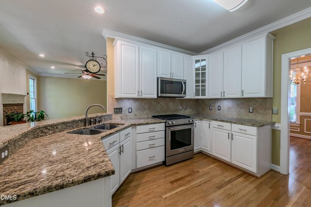 108 Ferncroft Court, Cary, NC 27519