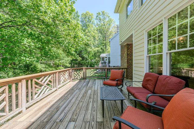 108 Ferncroft Court, Cary, NC 27519