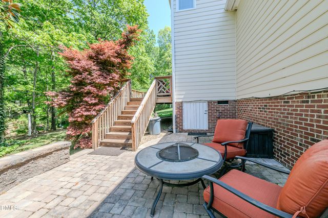 108 Ferncroft Court, Cary, NC 27519