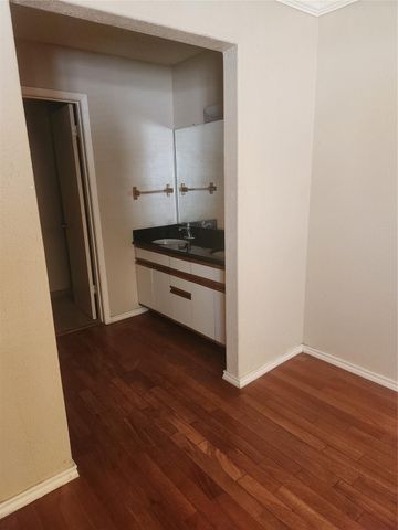 11673 Village Place Drive 253, Houston, TX 77077