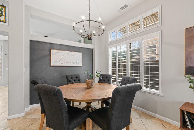 1818 N Bend Dr, Sacramento, CA 95835